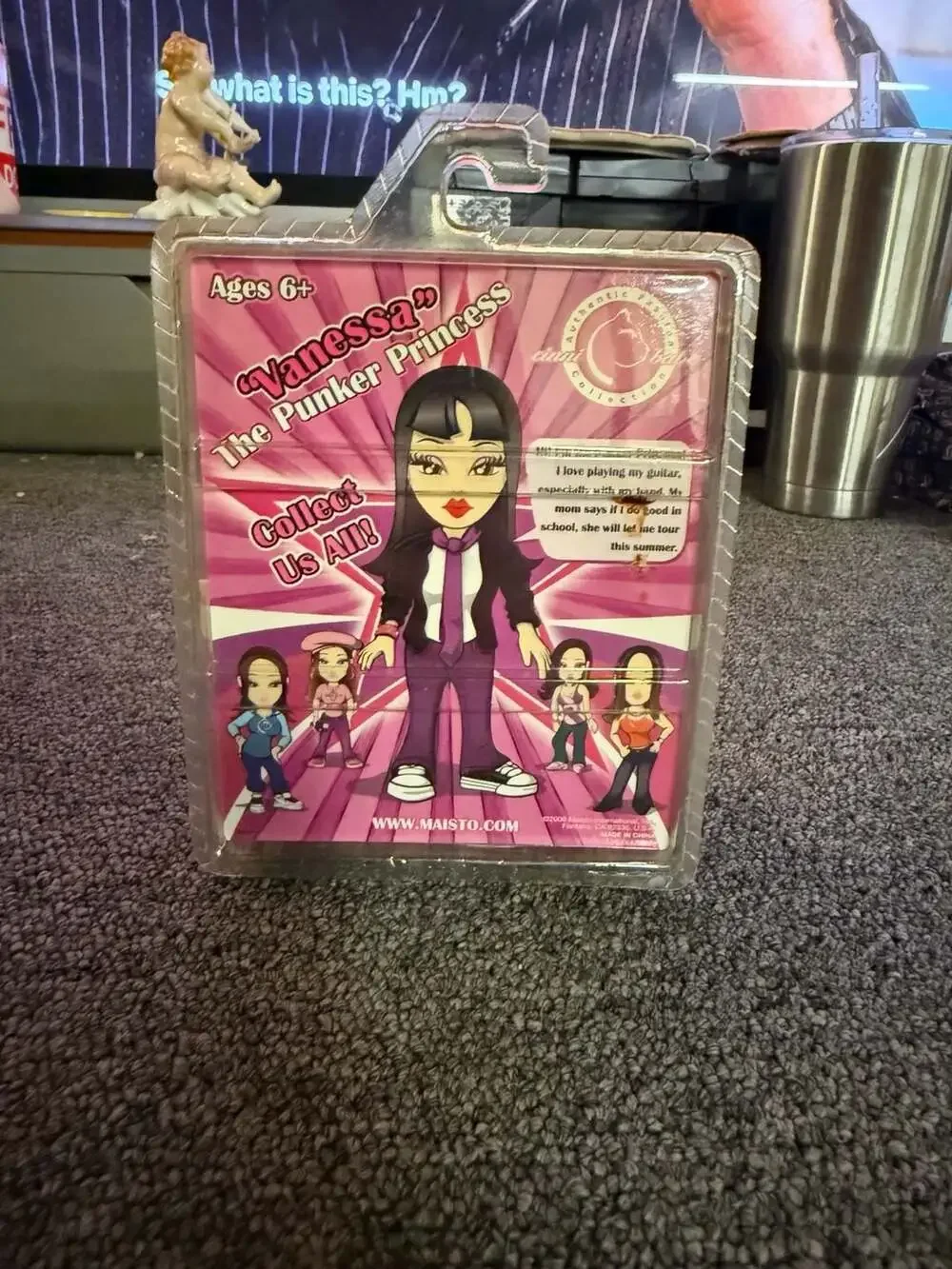 Maisto Drama Queens Vanessa The Punker Princess Doll